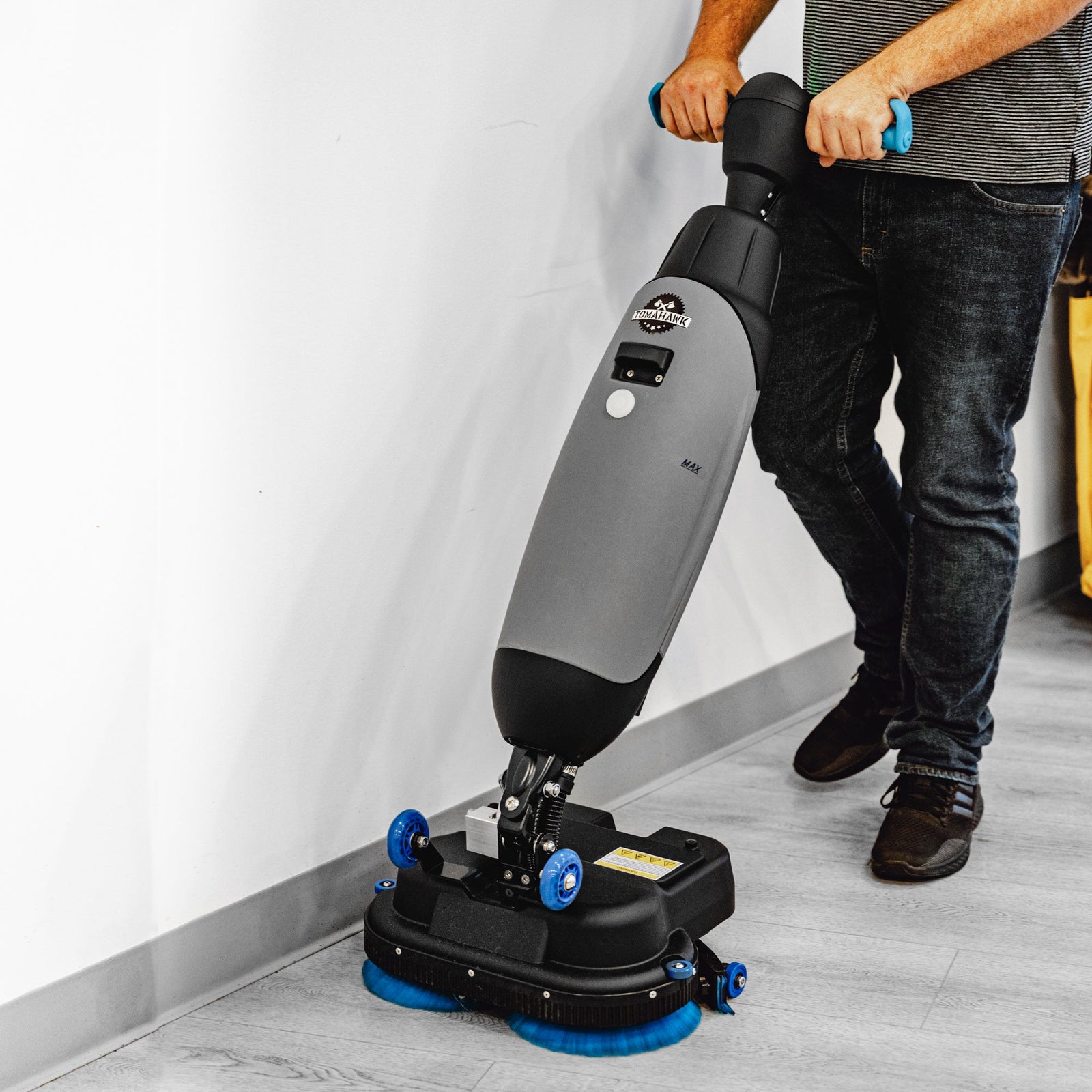 Electric Floor Scrubber